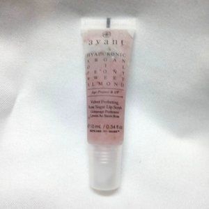 Avant Velvet Protecting Lip Scrub